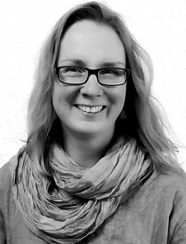 Portraitbild Eija Dobiasch